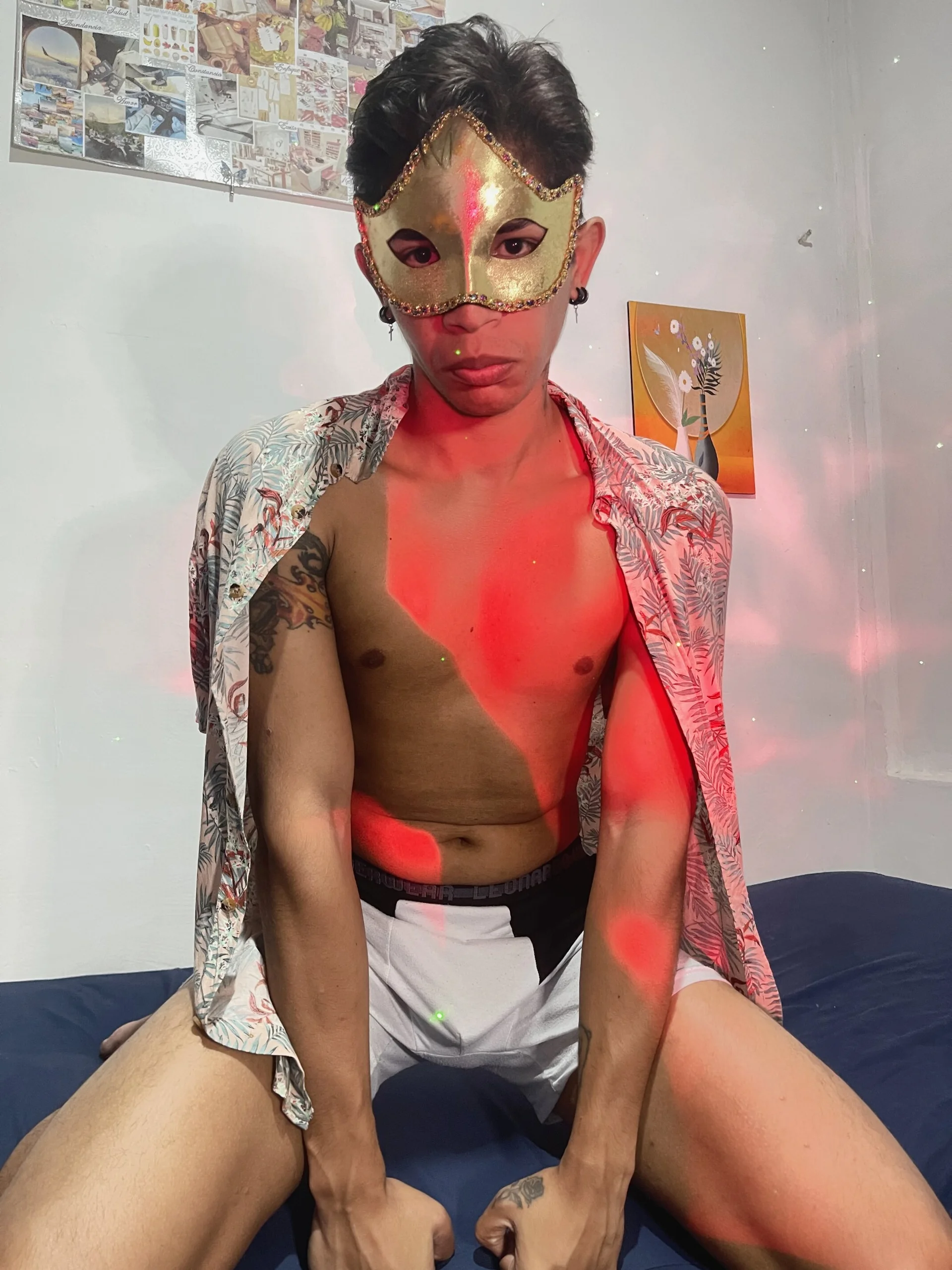 XXX Porn Photo of Nude LolaAndBugs_ 5