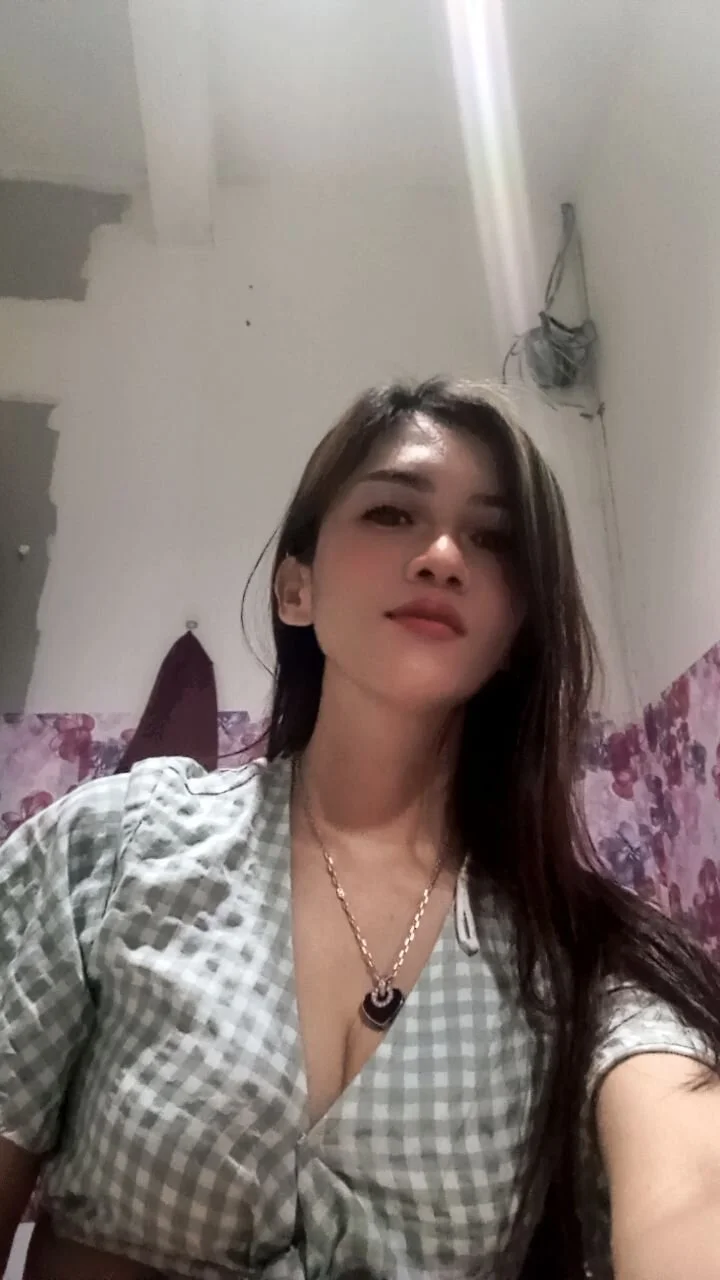 XXX Porn Photo of Nude egisartika 16