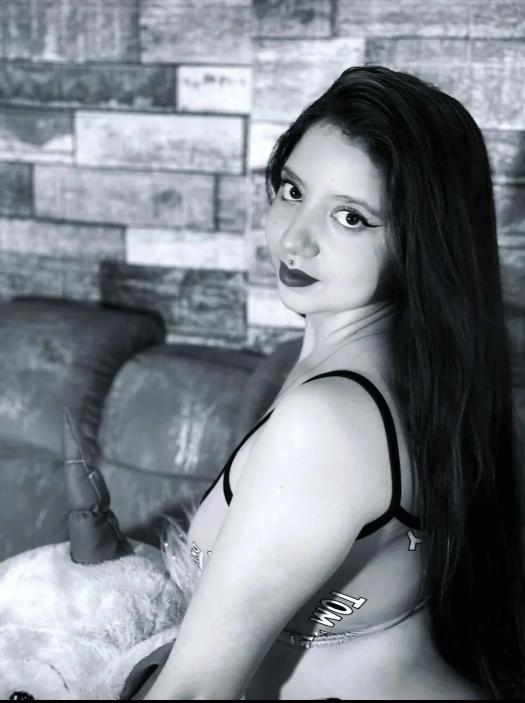 XXX Porn Photo of Nude Cherry_Glow 2