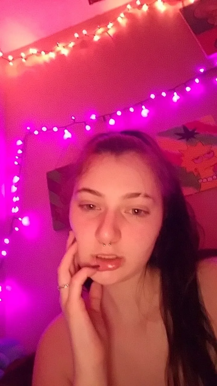 XXX Porn Photo of Nude Snowbunnycake_131 20