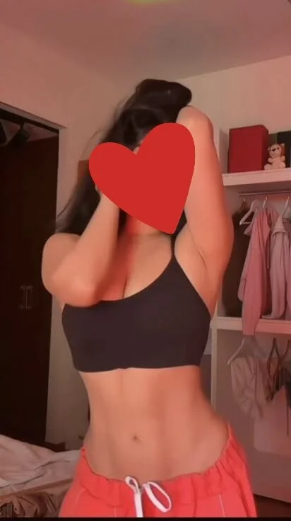 XXX Porn Photo of Nude Royal_queen69 6