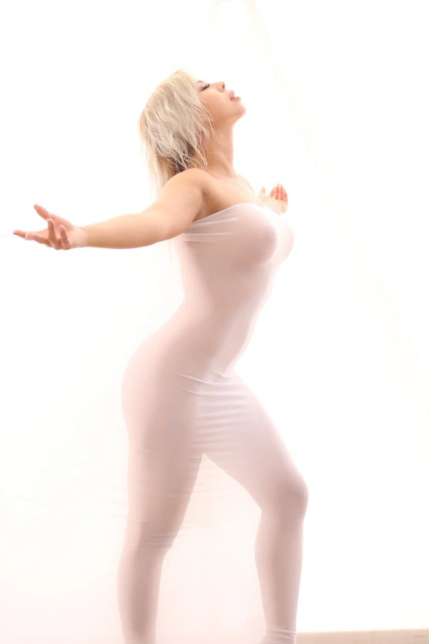 XXX Porn Photo of Nude RedLaraa 48