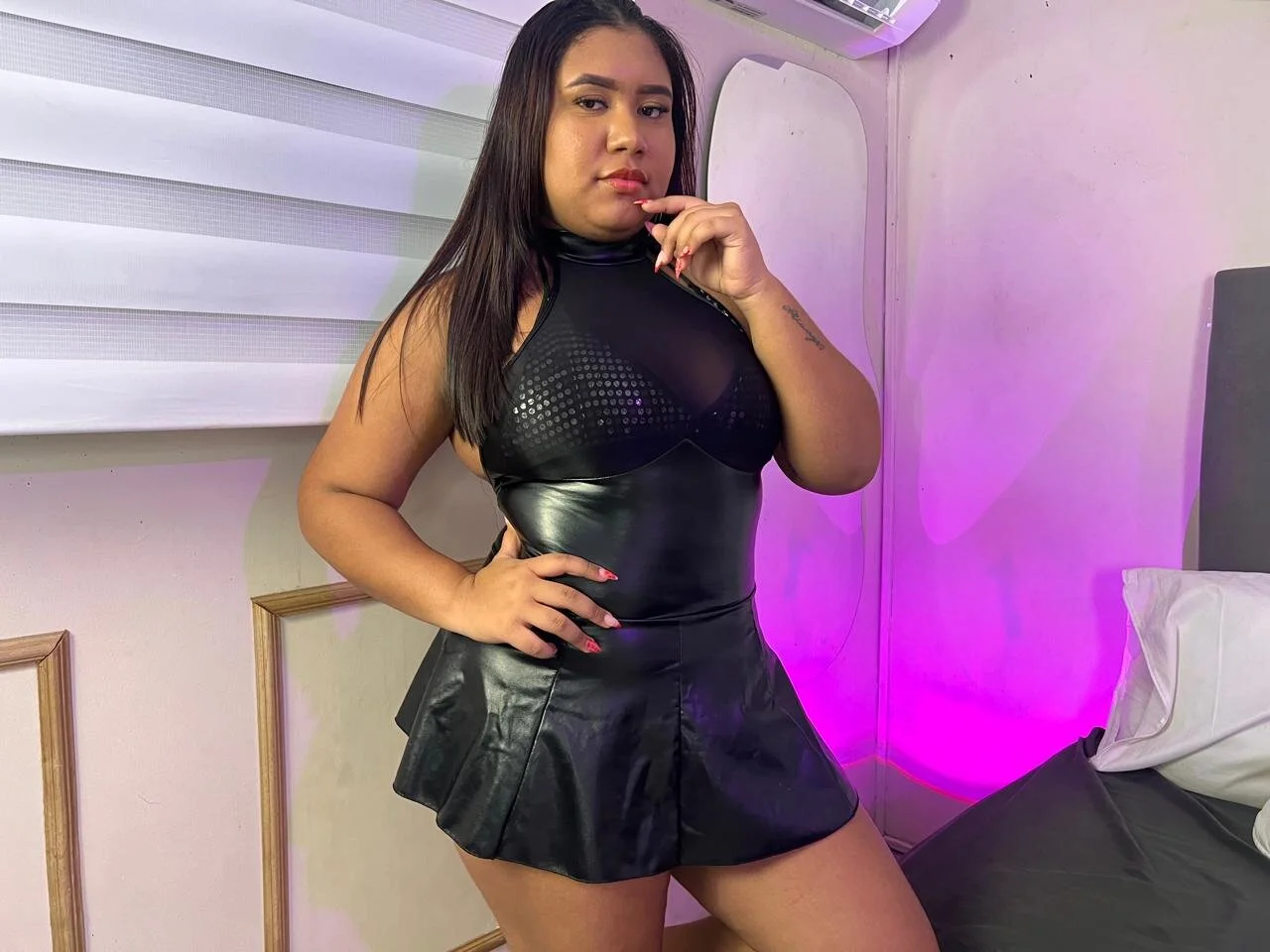 XXX Porn Photo of Nude Queen_Zeina 3