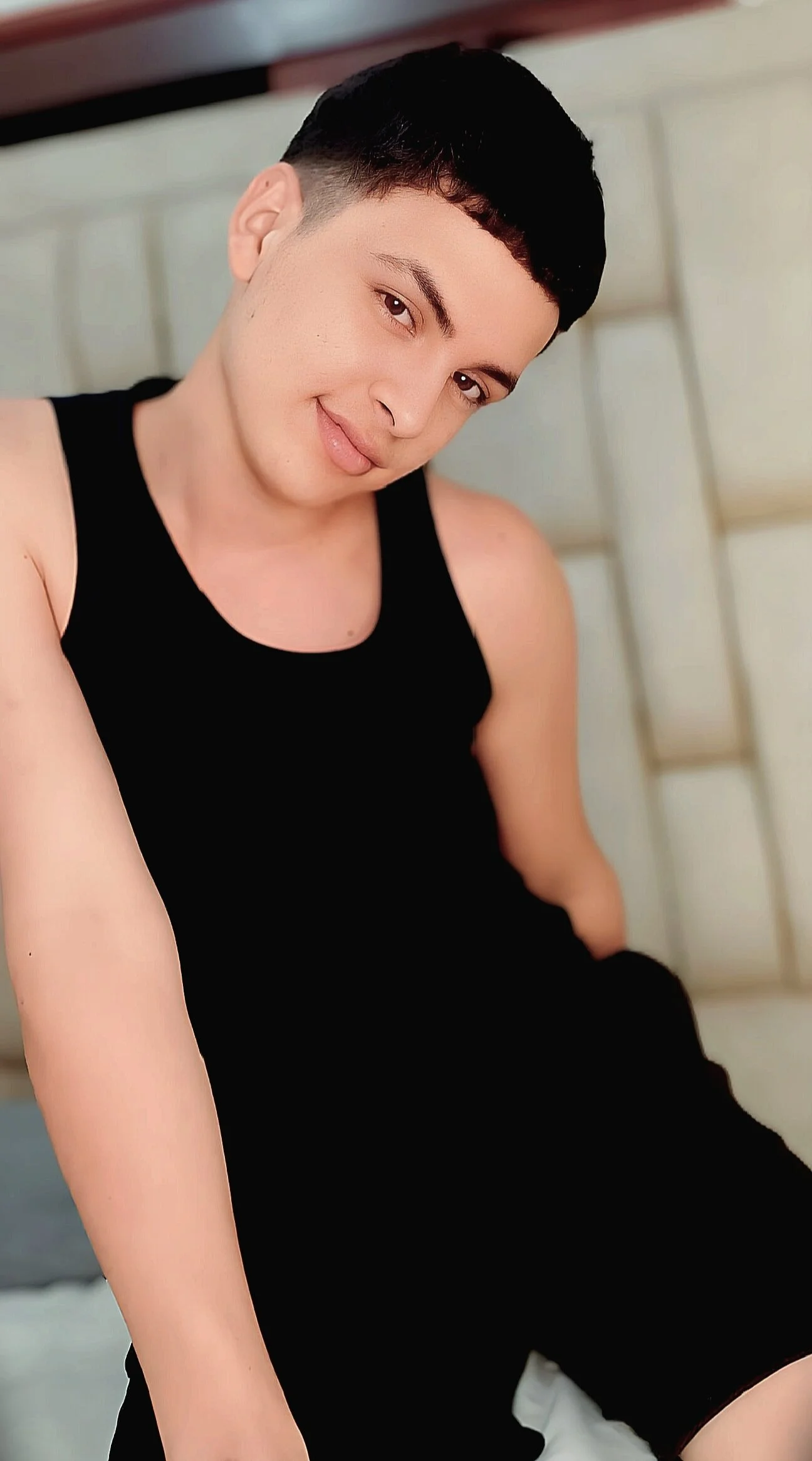 XXX Porn Photo of Nude Axel_OS 1