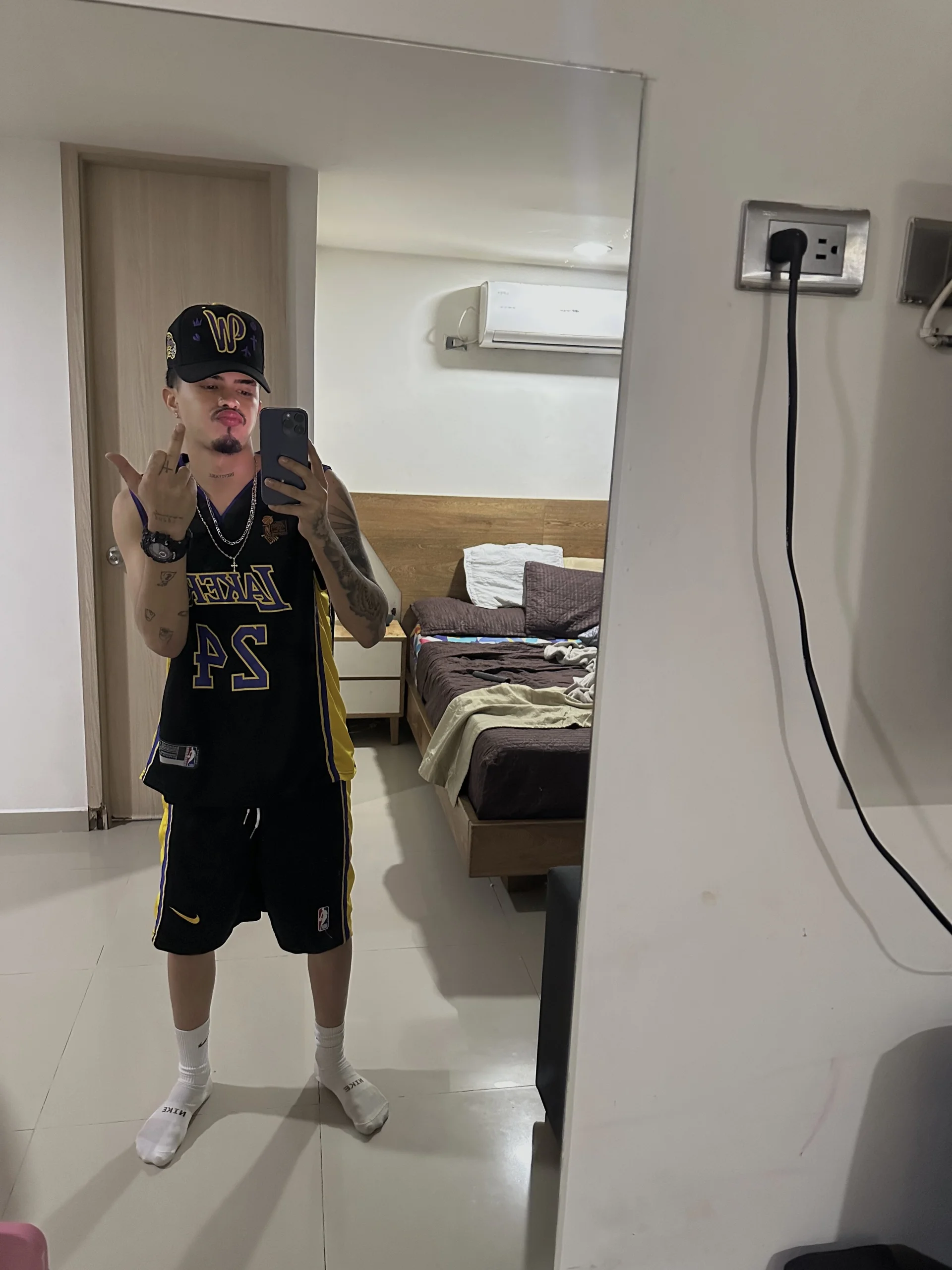 XXX Porn Photo of Nude huge_Santiago 13