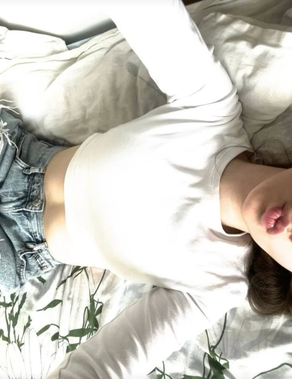XXX Porn Photo of Nude flora_ri 5