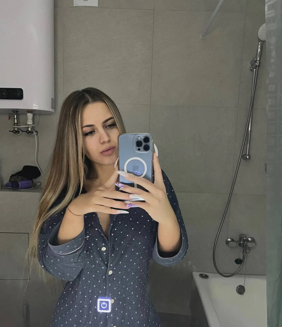 XXX Porn Photo of Nude SunnyManse 6