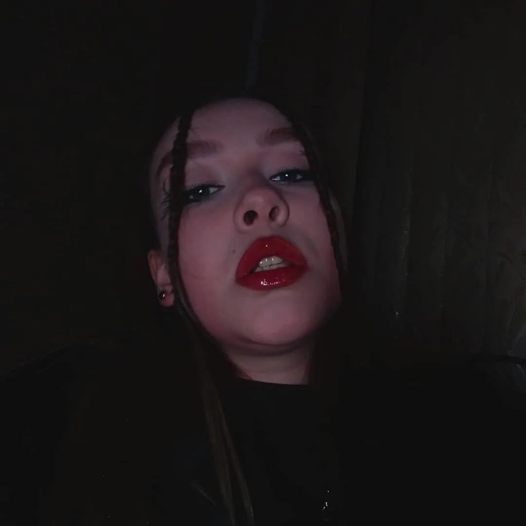 XXX Porn Photo of Nude LilyBelll 4