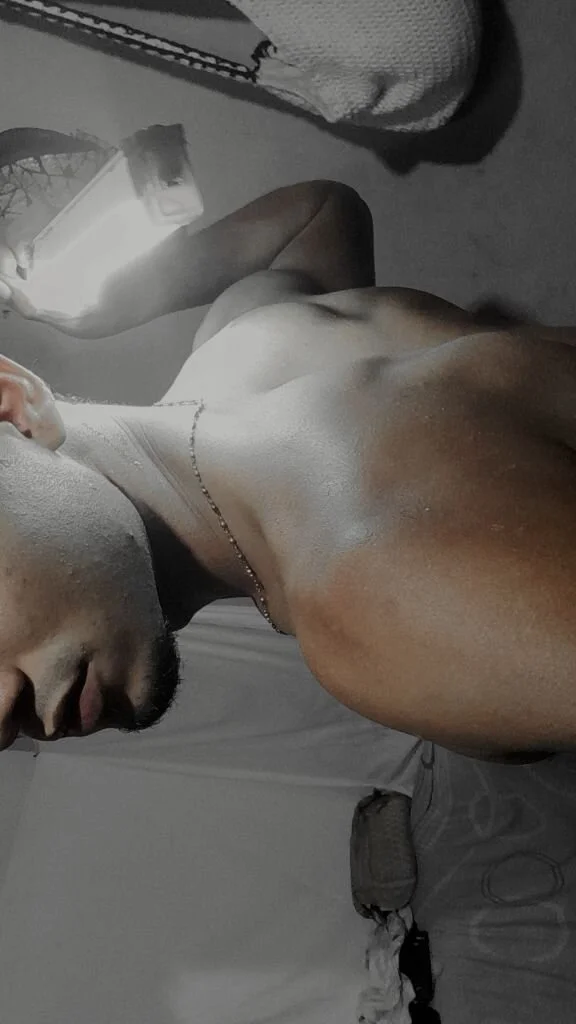 XXX Porn Photo of Nude zack_evanz 14