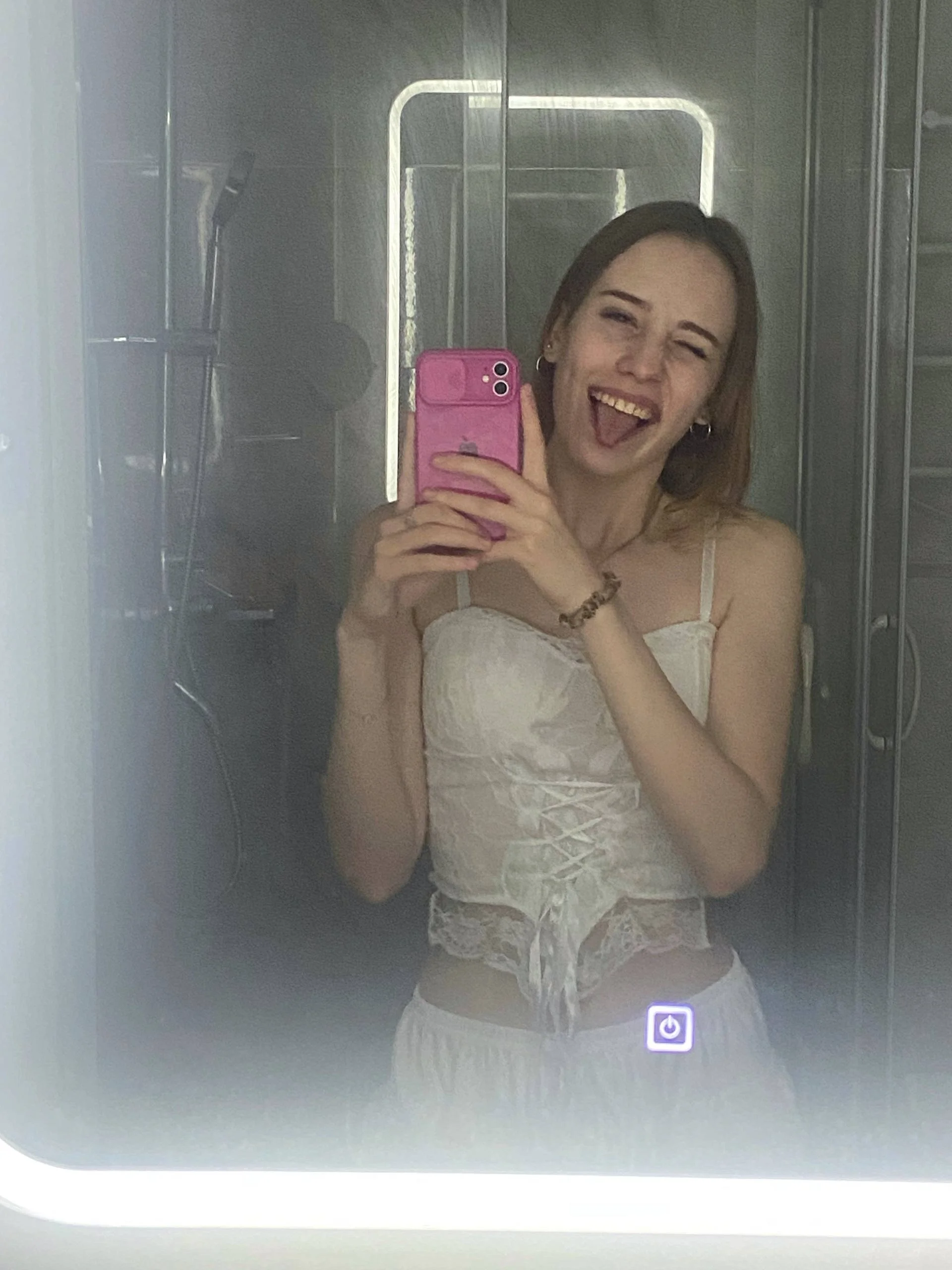 XXX Porn Photo of Nude MitsuePostel 100