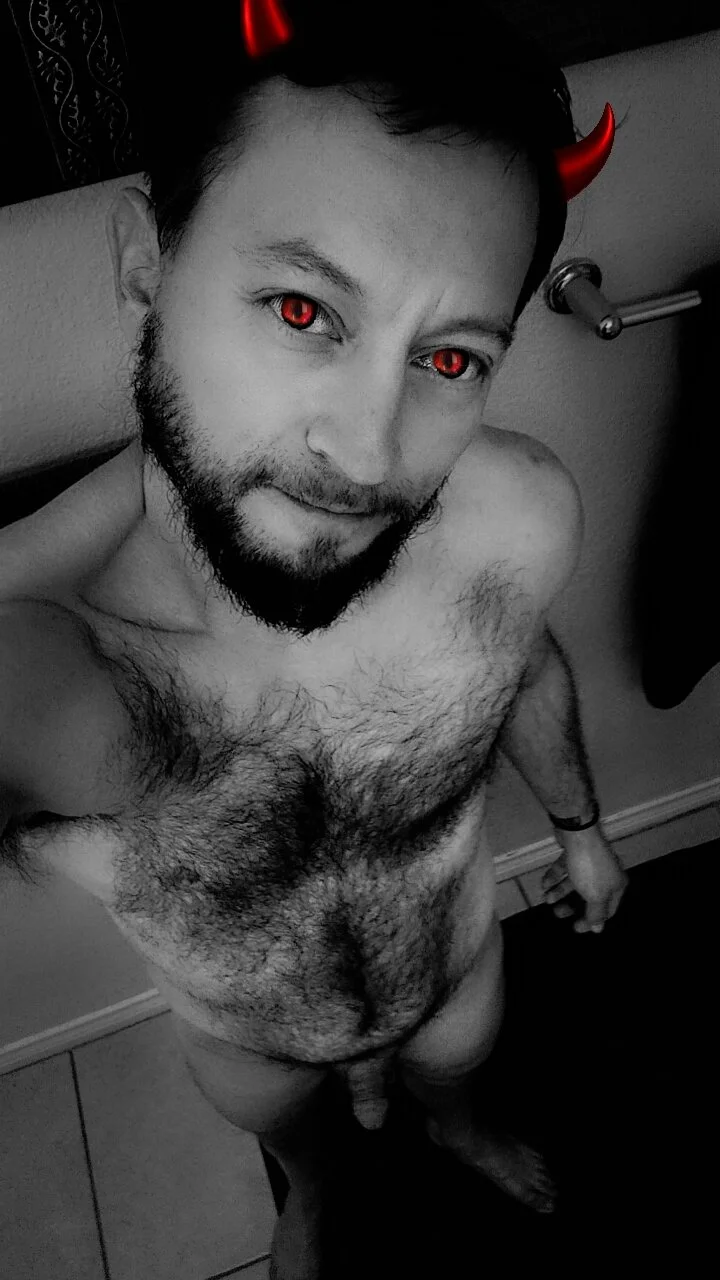 XXX Porn Photo of Nude bigdickdaddy2184 20