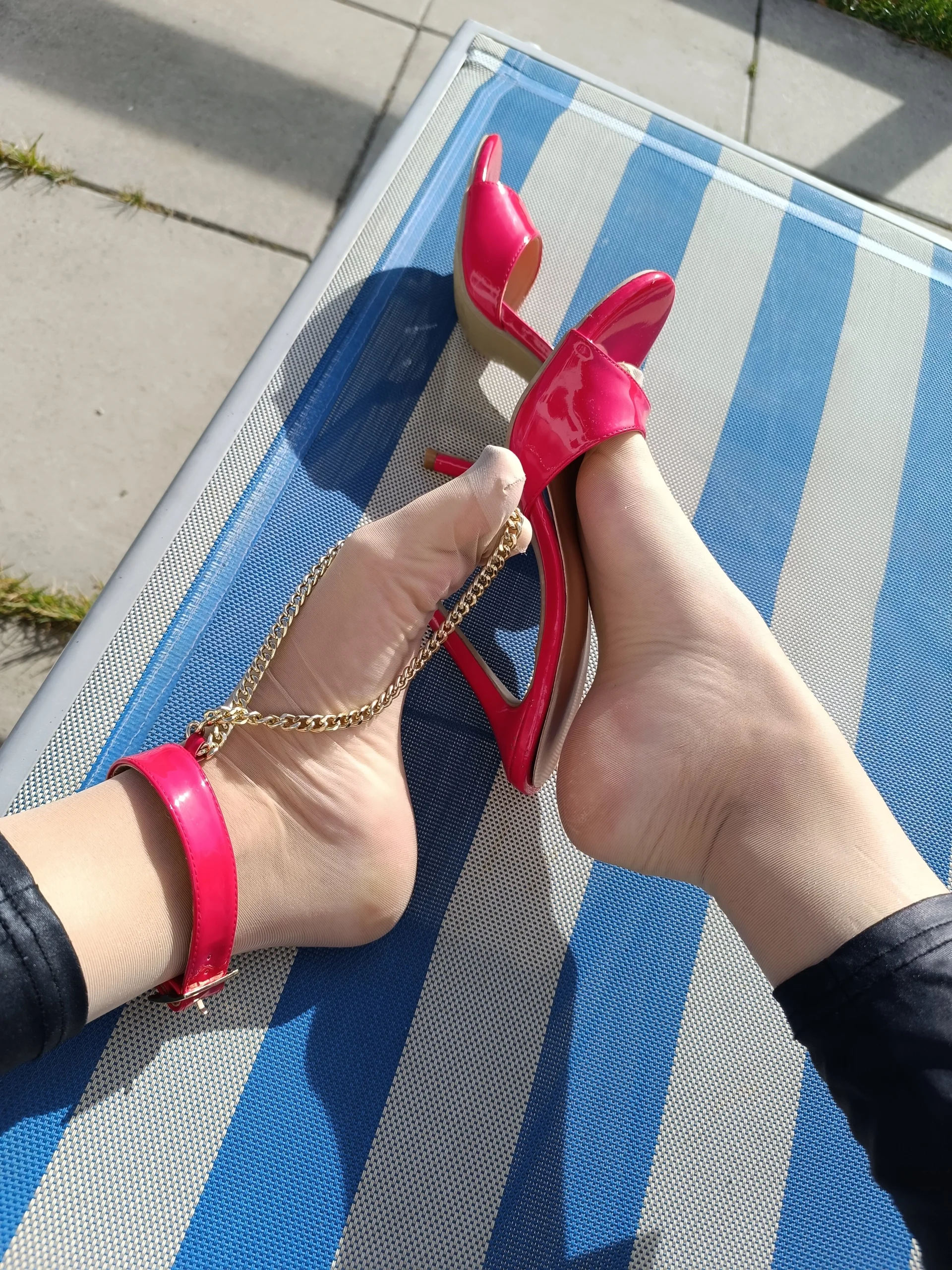 XXX Porn Photo of Nude Teafeet 10