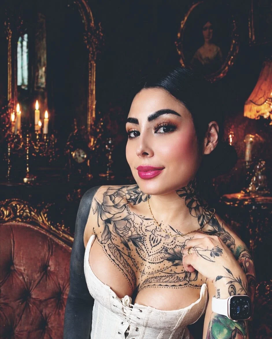 XXX Porn Photo of Nude EmiliMontero 7