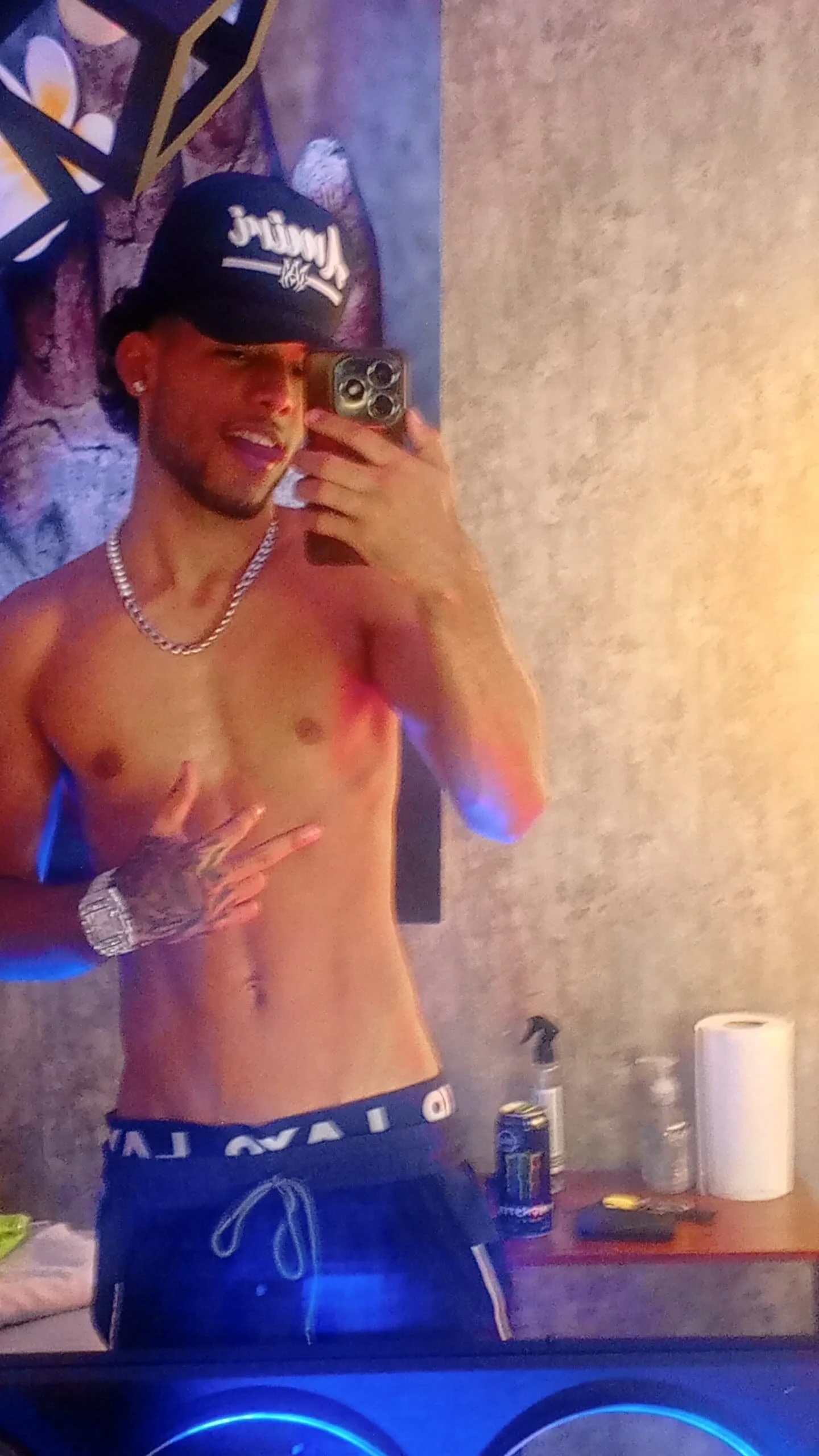 XXX Porn Photo of Nude Thiagoferreti 32