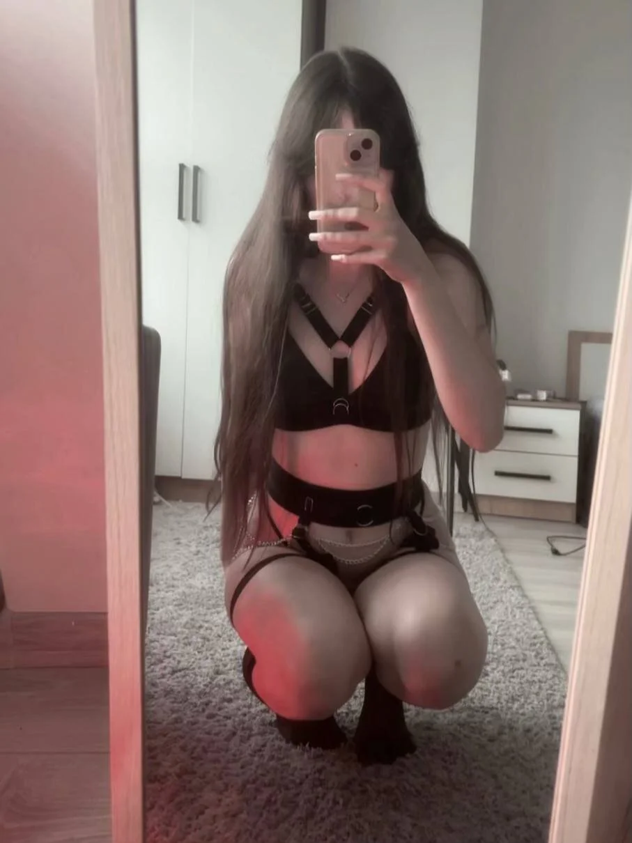 XXX Porn Photo of Nude Vemeeer 6