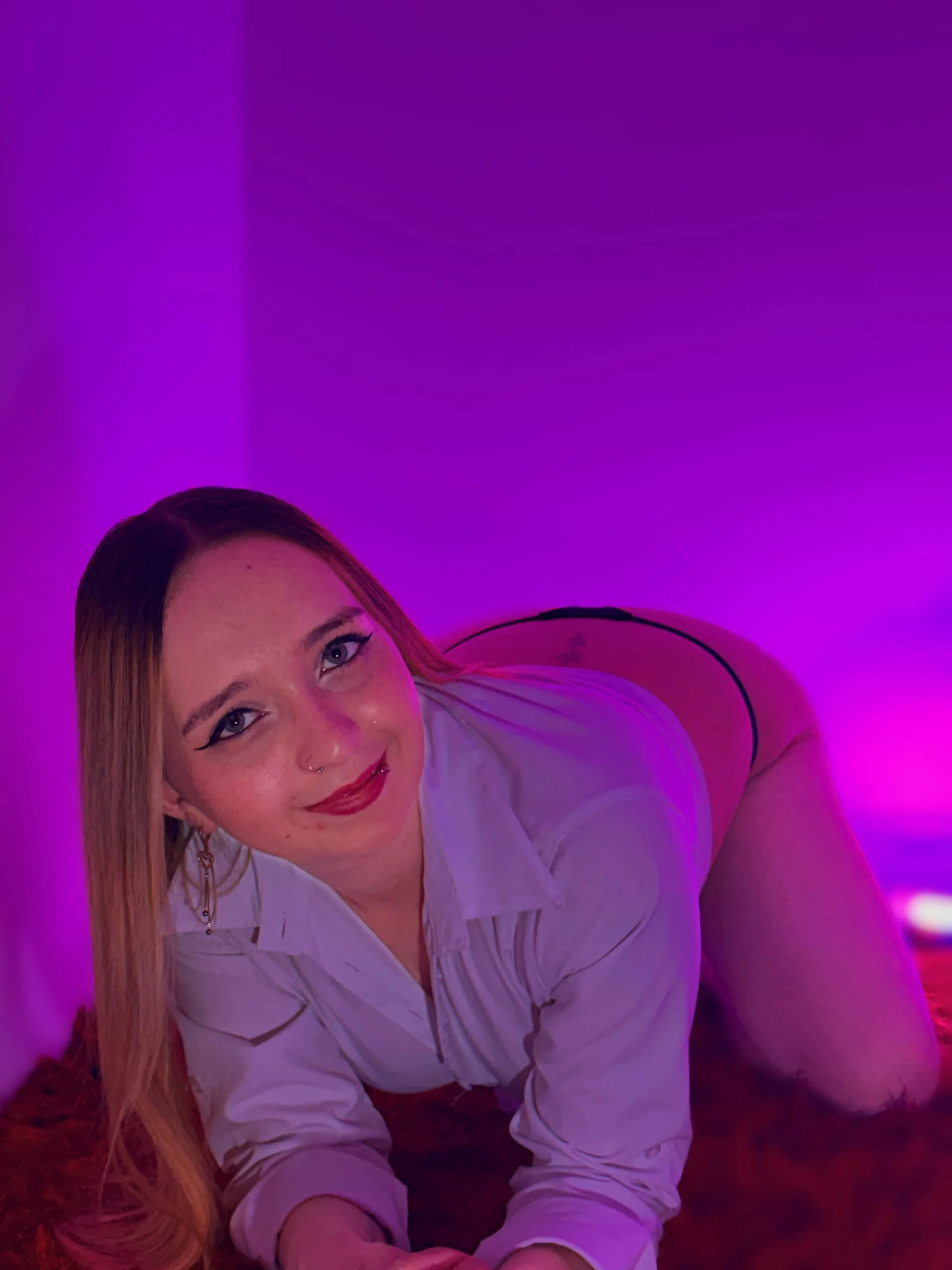 XXX Porn Photo of Nude LiaRobertss_ 14