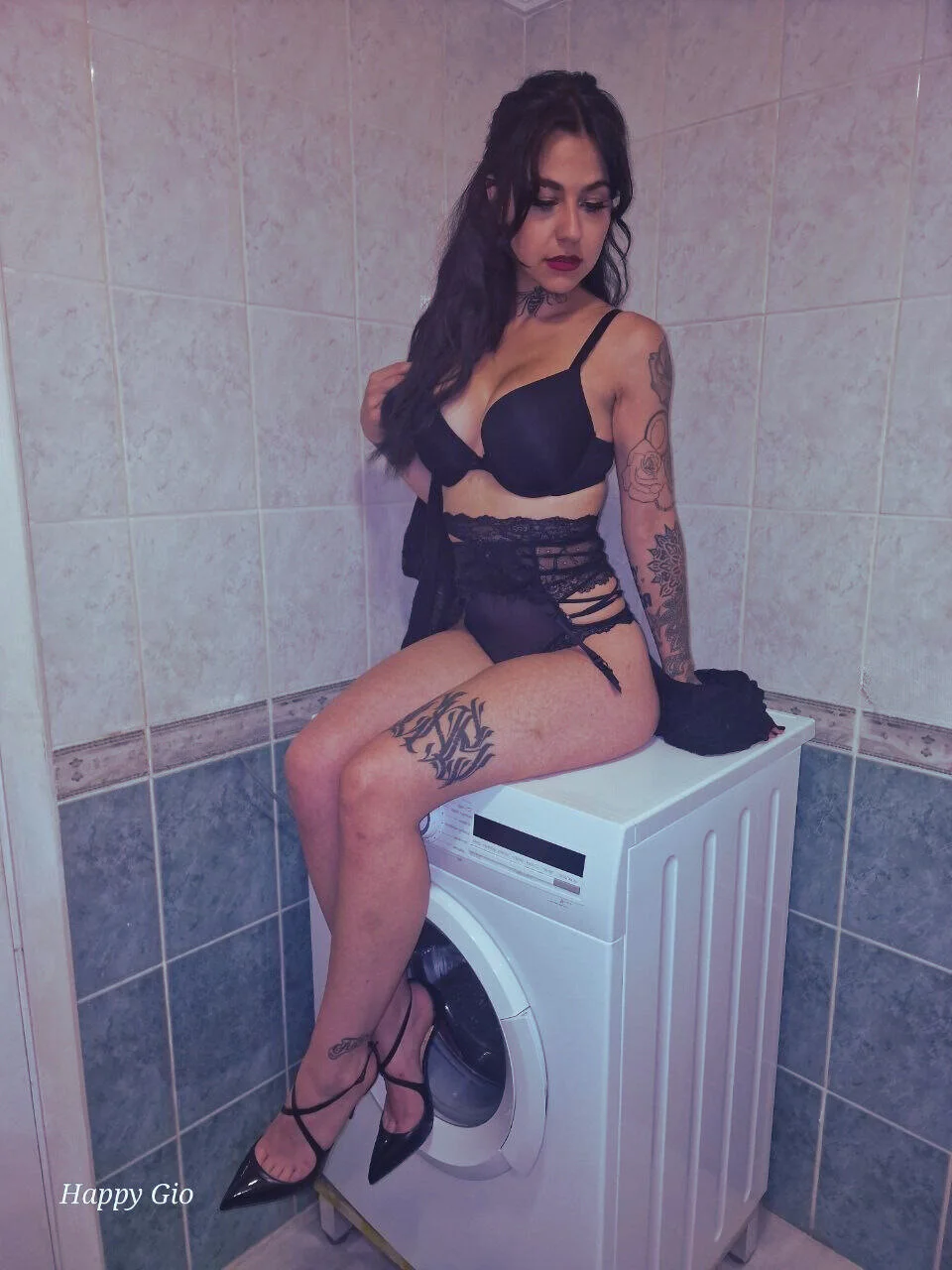 XXX Porn Photo of Nude Happygio 18
