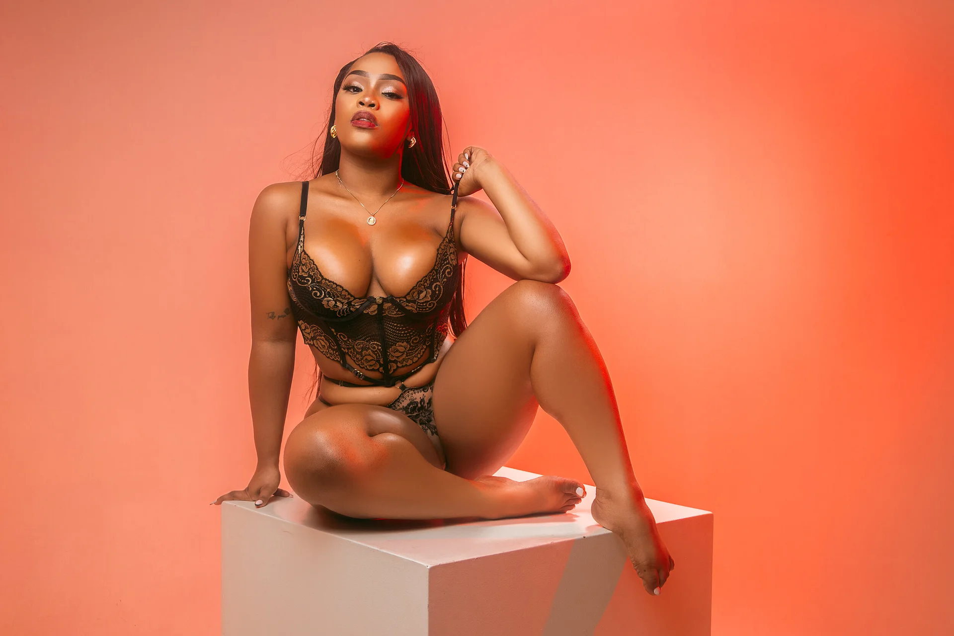 XXX Porn Photo of Nude TianahGlow 28