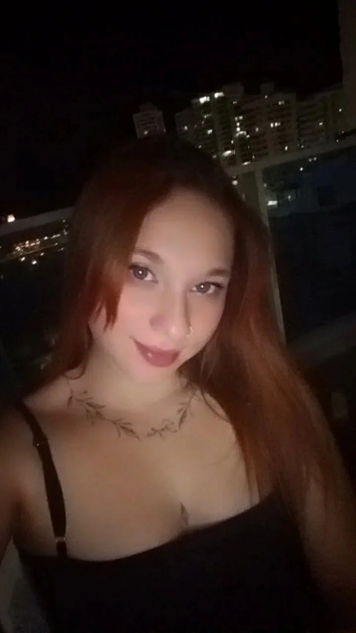 XXX Porn Photo of Nude Naomy_Leeg 9