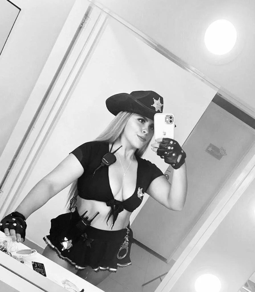 XXX Porn Photo of Nude Zoebraham 38