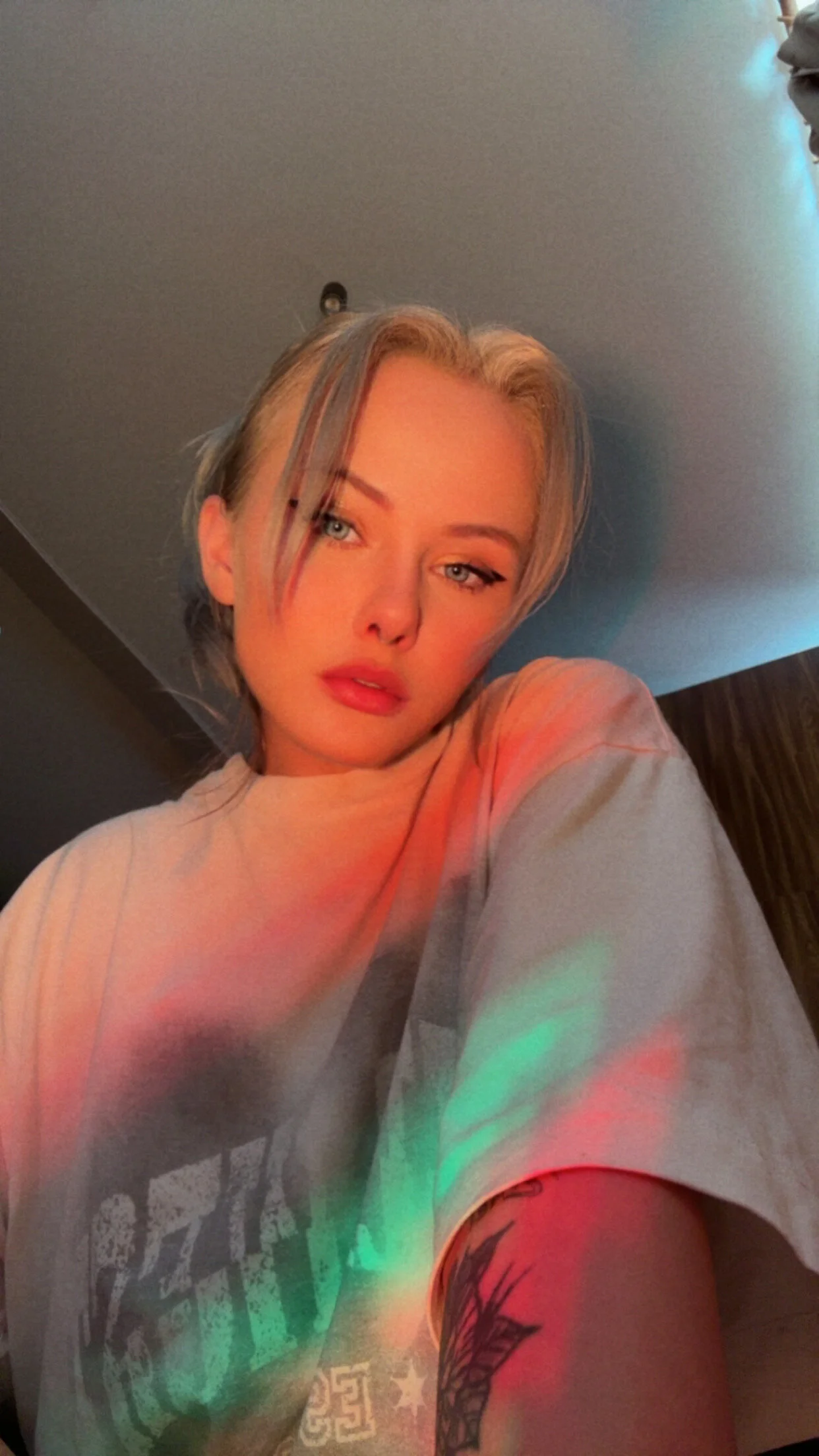 XXX Porn Photo of Nude flekke_vihals 1