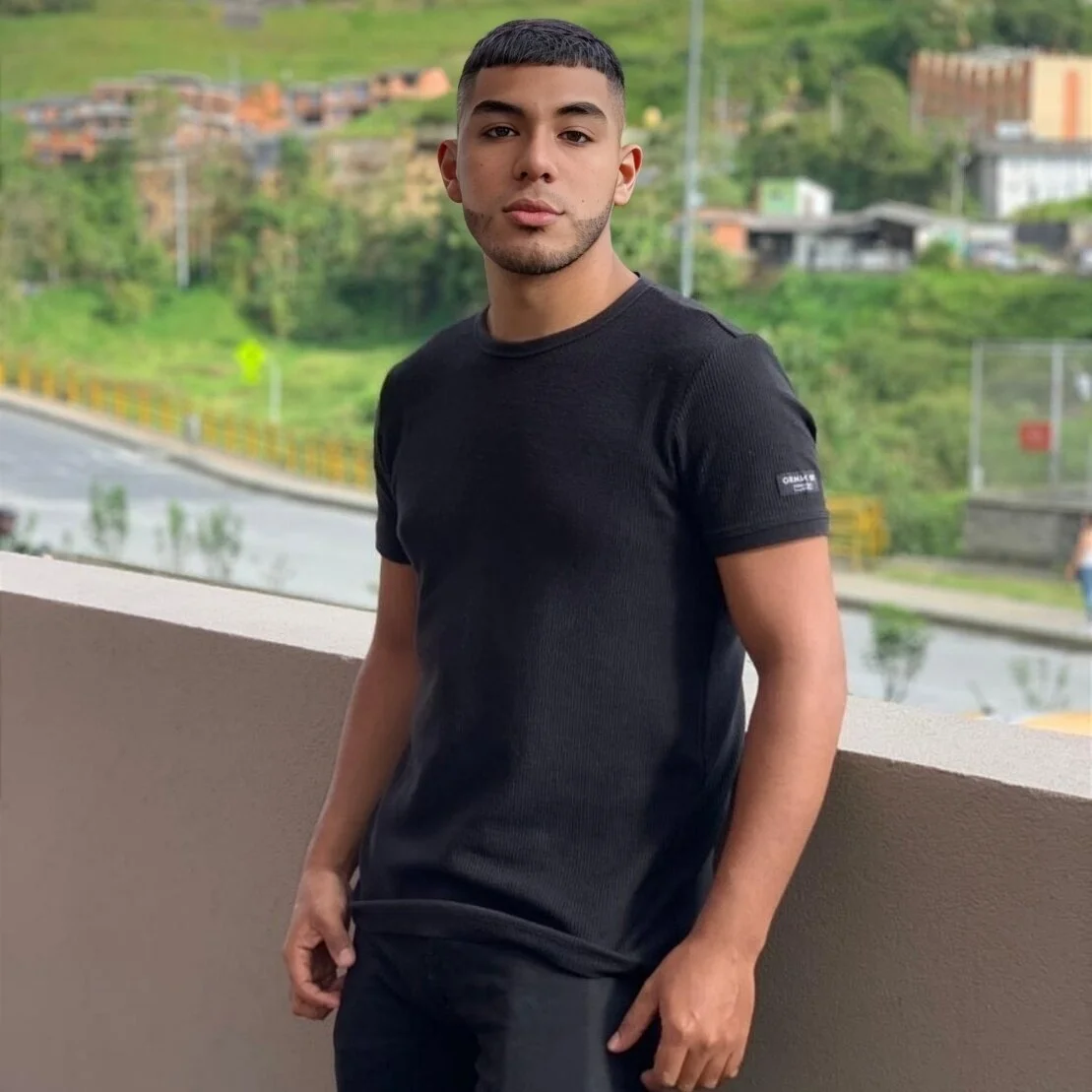 XXX Porn Photo of Nude stefan-rios 2