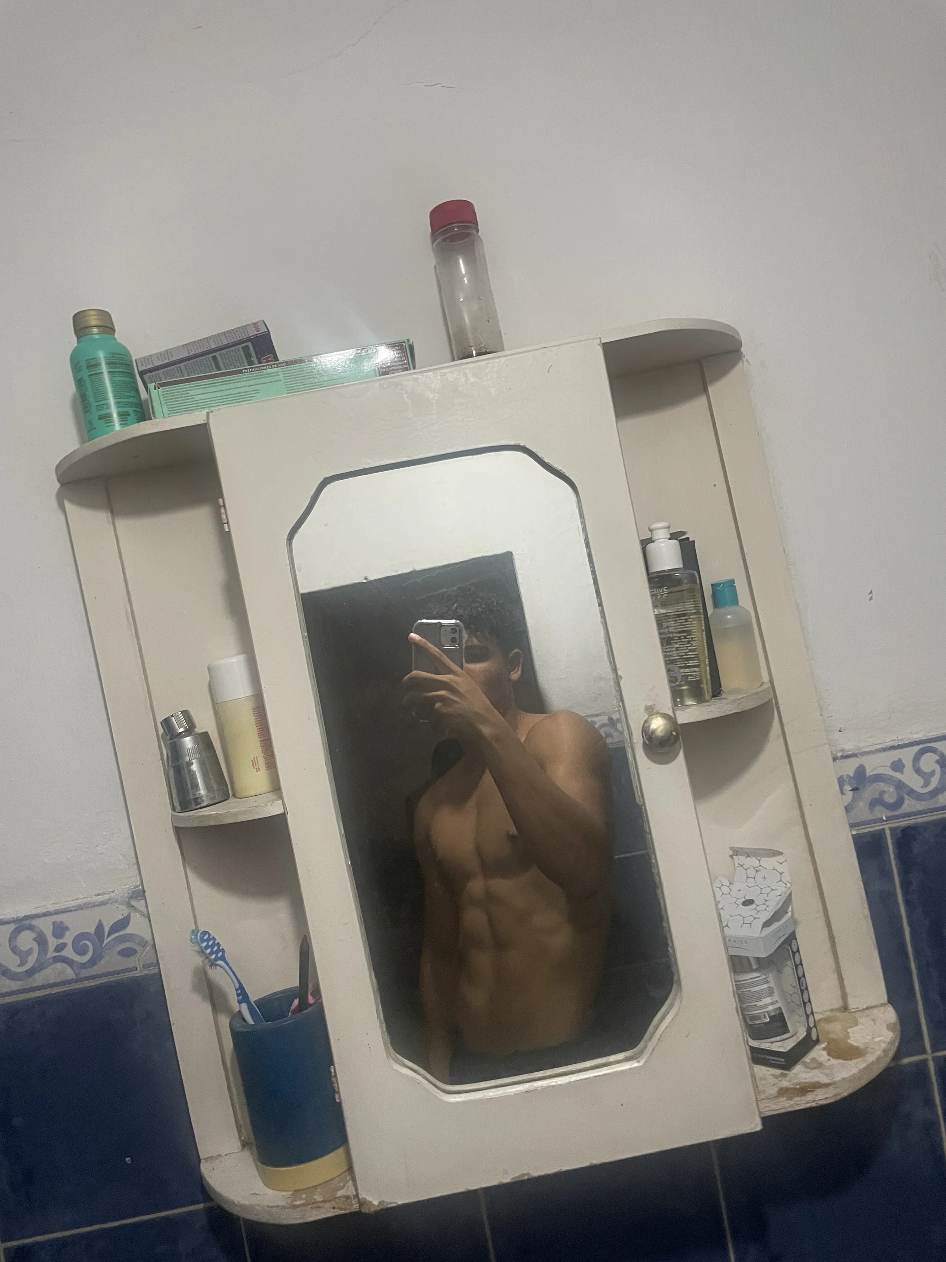 XXX Porn Photo of Nude jesushank31 3