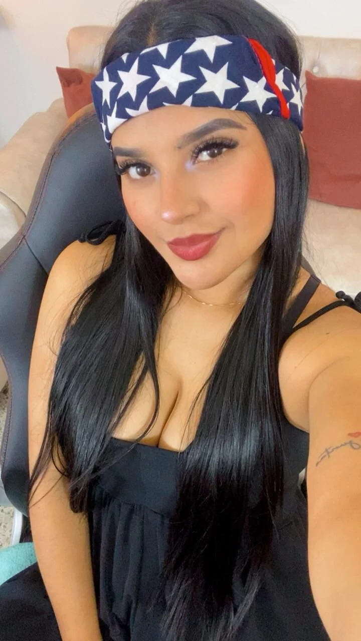 XXX Porn Photo of Nude Hadley_ 3