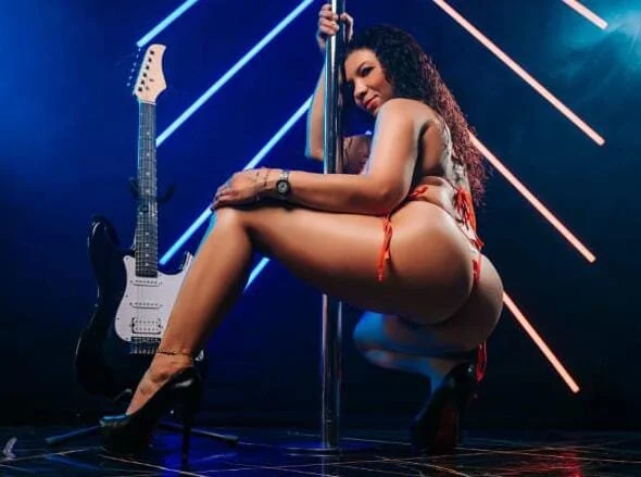 XXX Porn Photo of Nude Serena_Houstonn 1