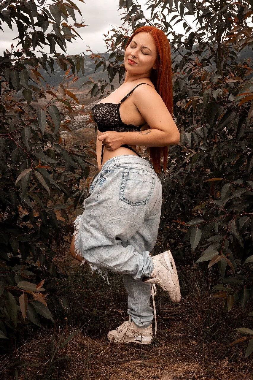 XXX Porn Photo of Nude izyzys_baker 24