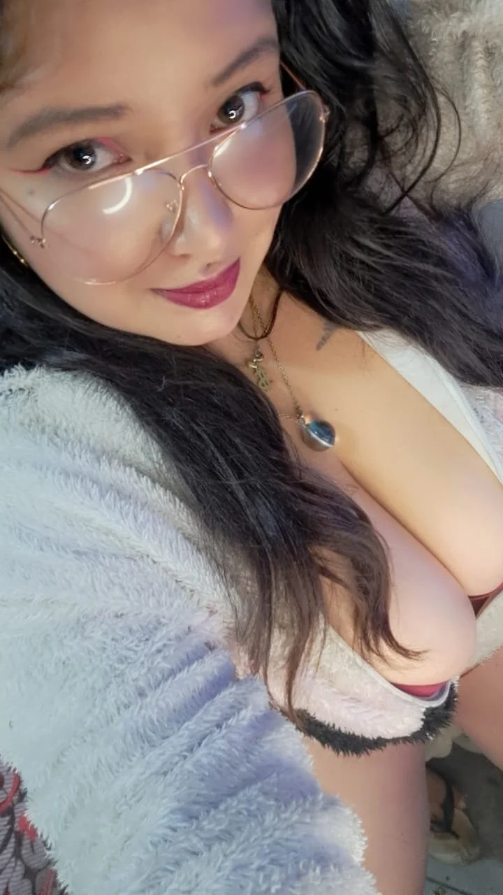 XXX Porn Photo of Nude moon_boobs 3