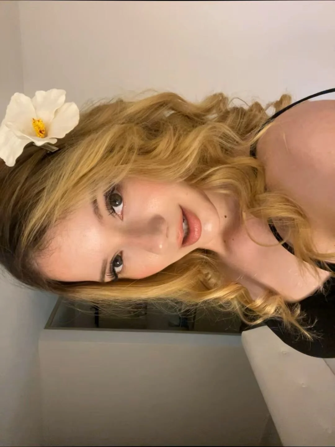 XXX Porn Photo of Nude NicoleCut 28