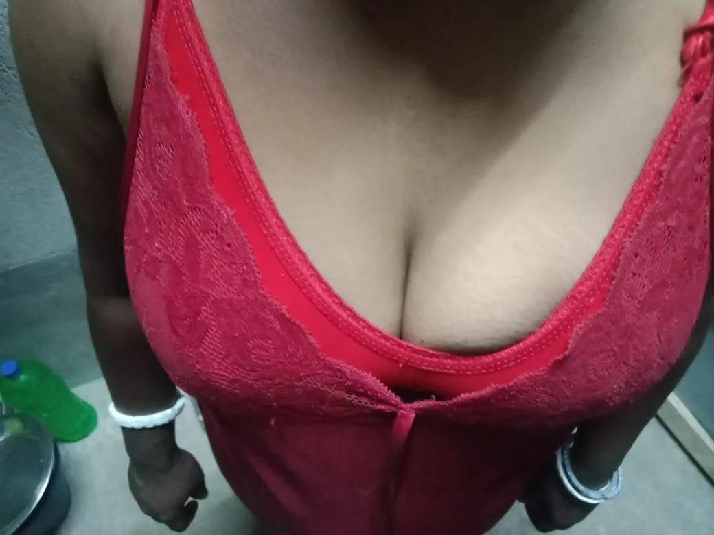 XXX Porn Photo of Nude Miss-poly 4