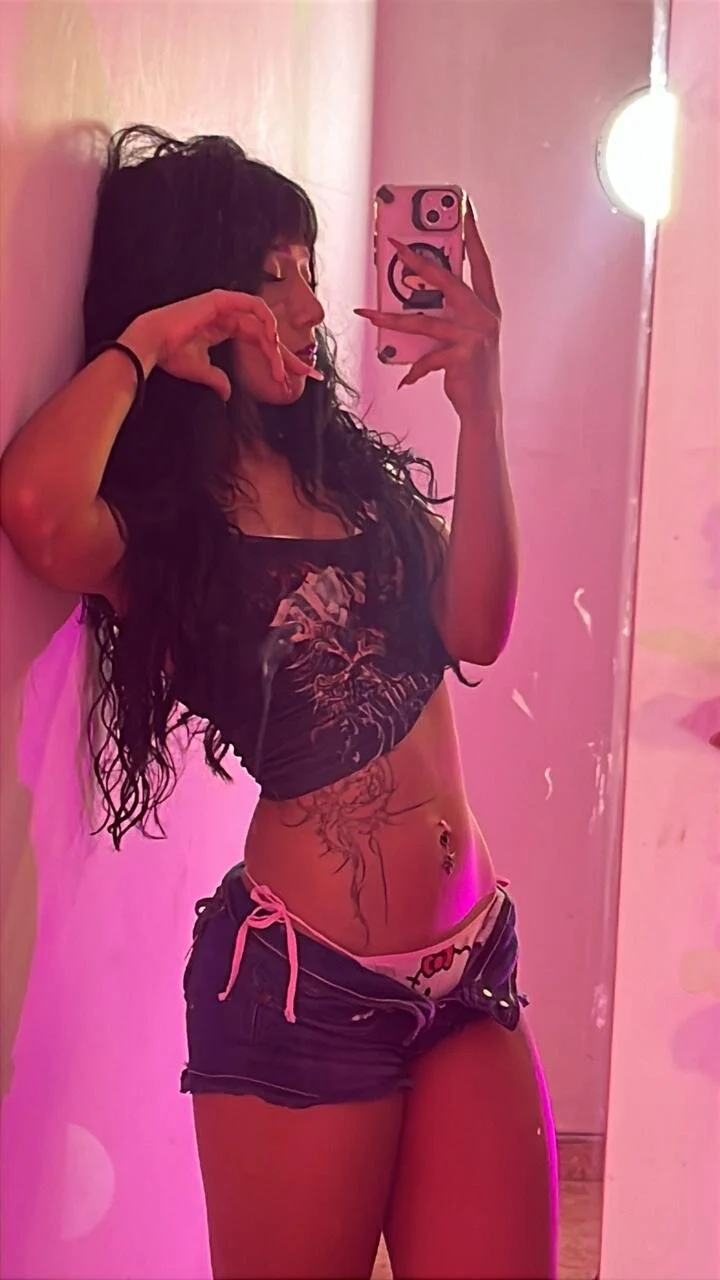 XXX Porn Photo of Nude Nixx__moon 2