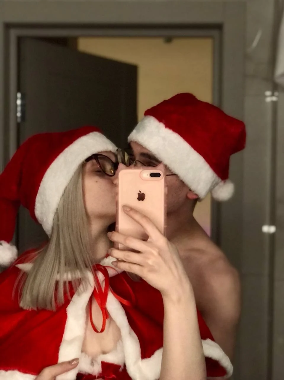 bawdycouplee