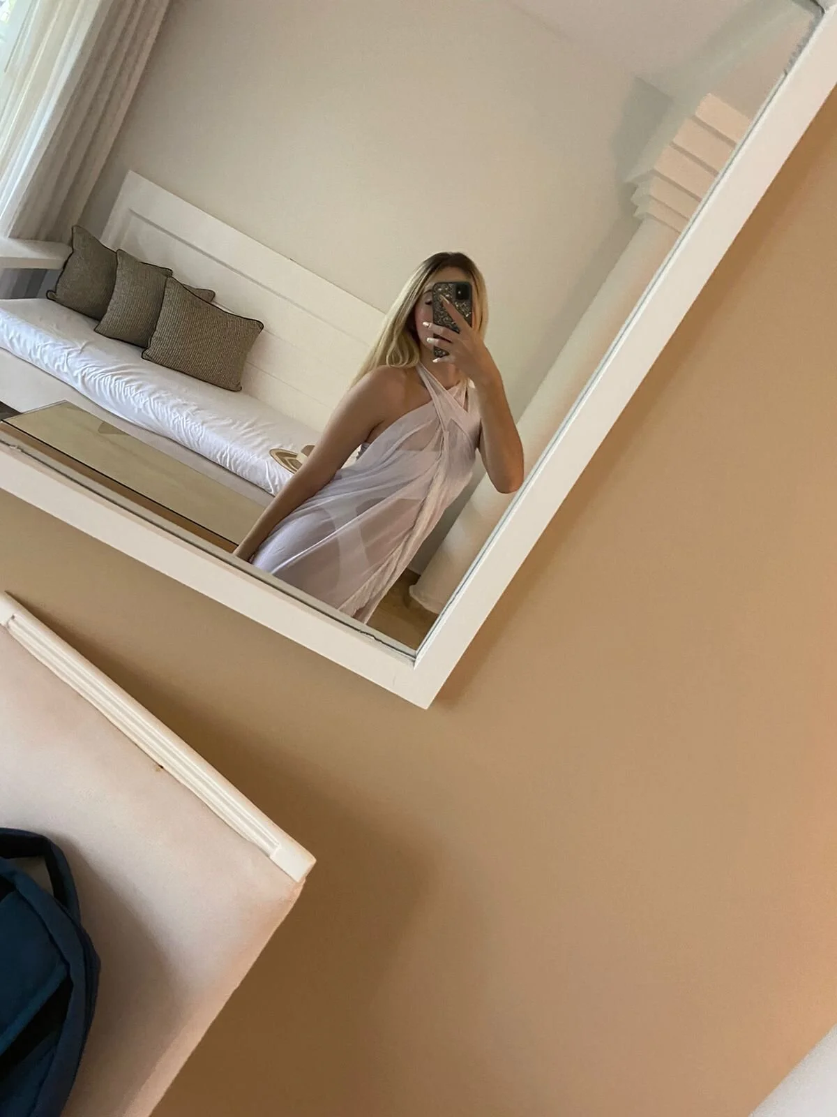 XXX Porn Photo of Nude Maia_Collins 14