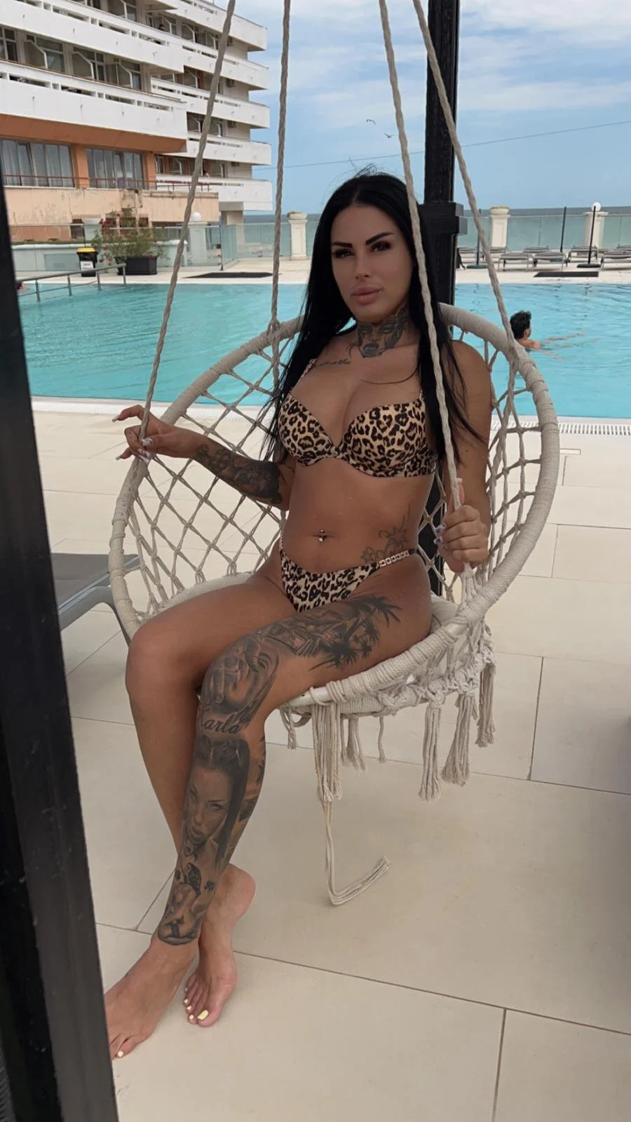AshxleyPage