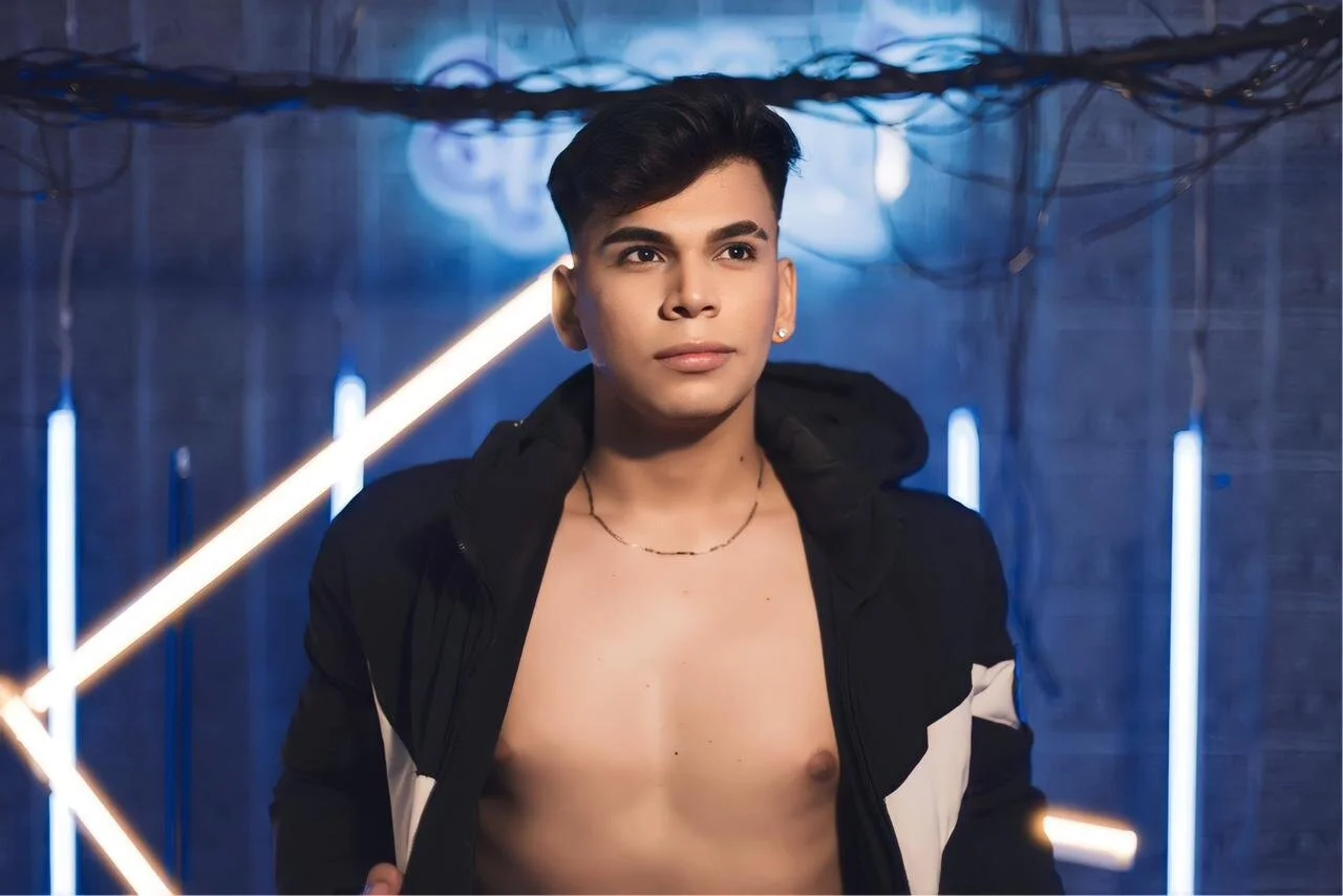 XXX Porn Photo of Nude andres_lizcano 16