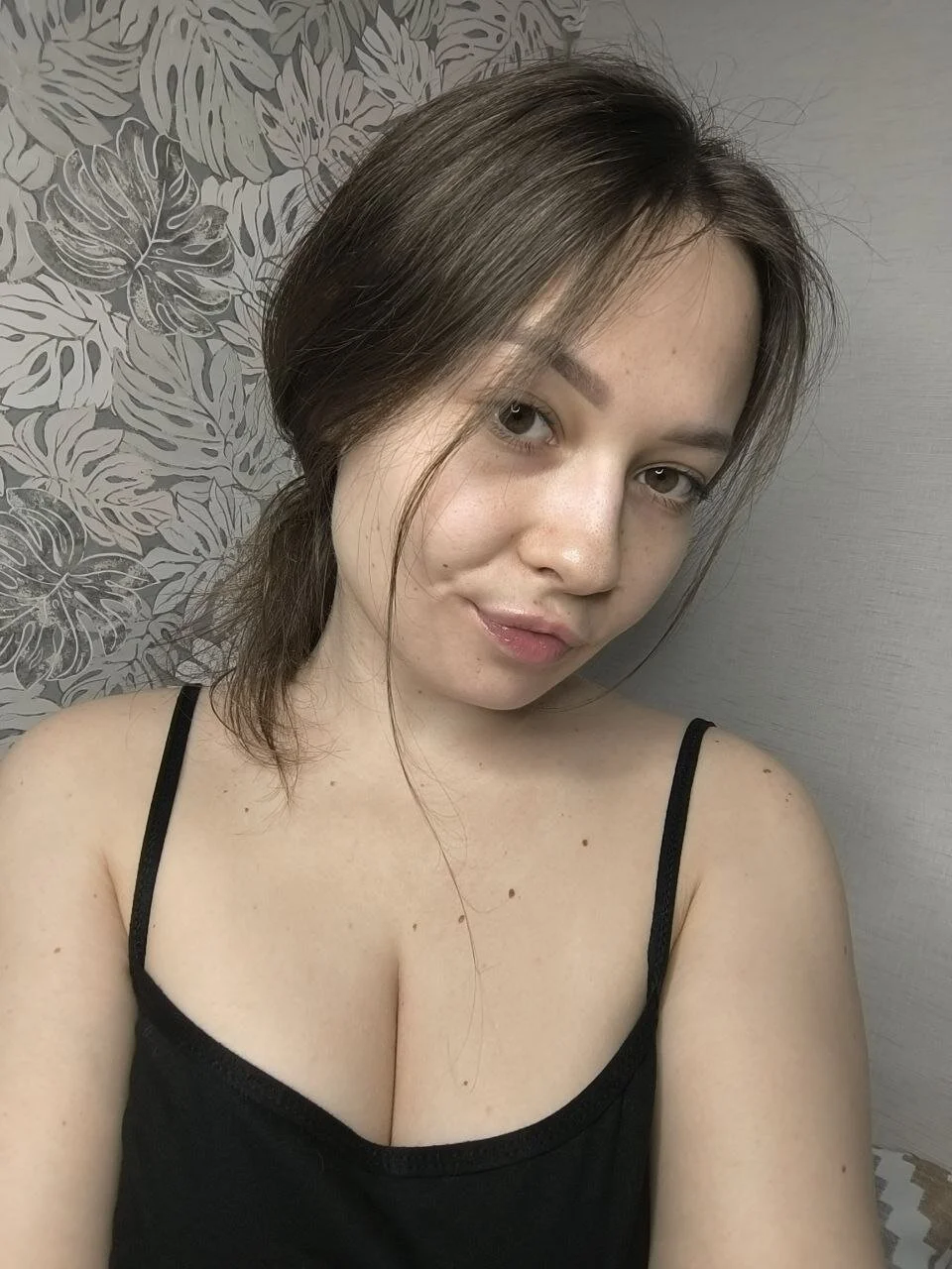 XXX Porn Photo of Nude Olivia_OliV 9