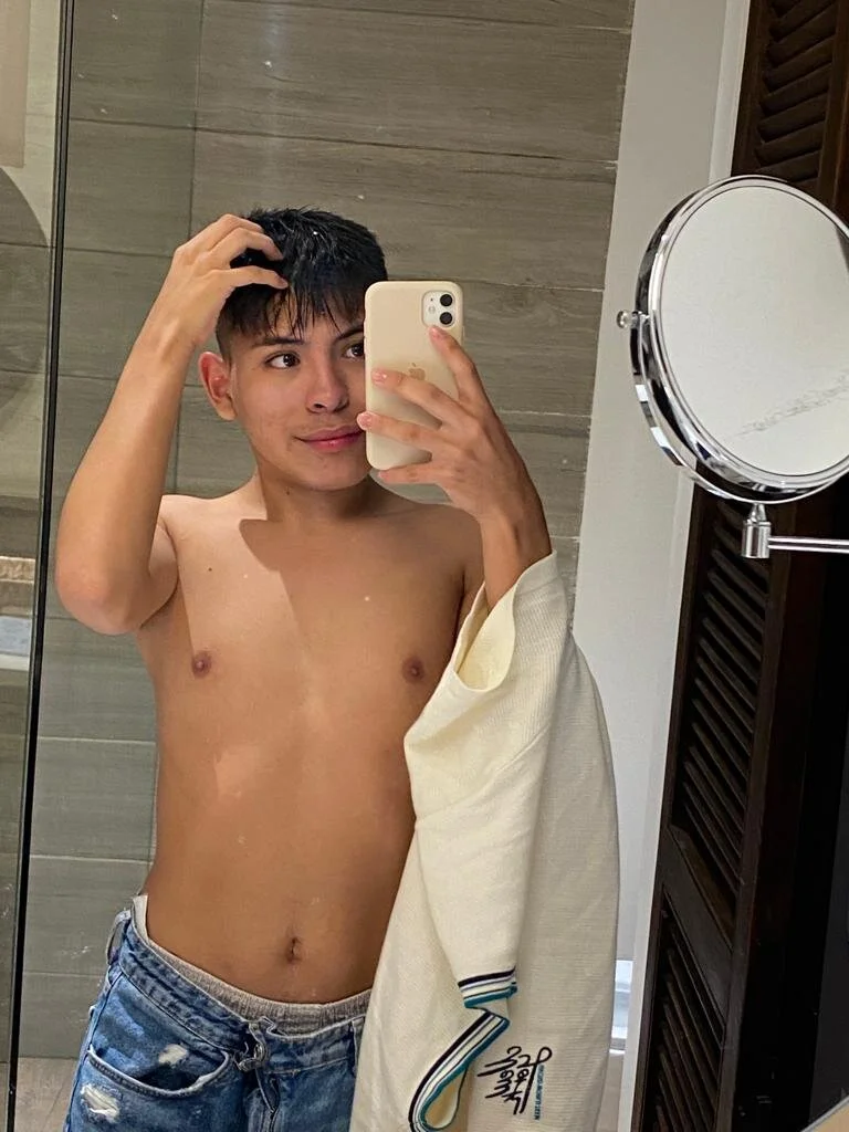 XXX Porn Photo of Nude sweetxnico 5