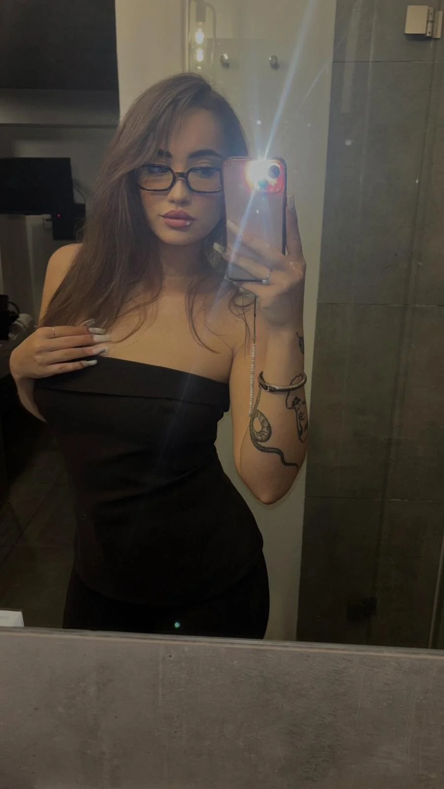 XXX Porn Photo of Nude LexiSpicy 3