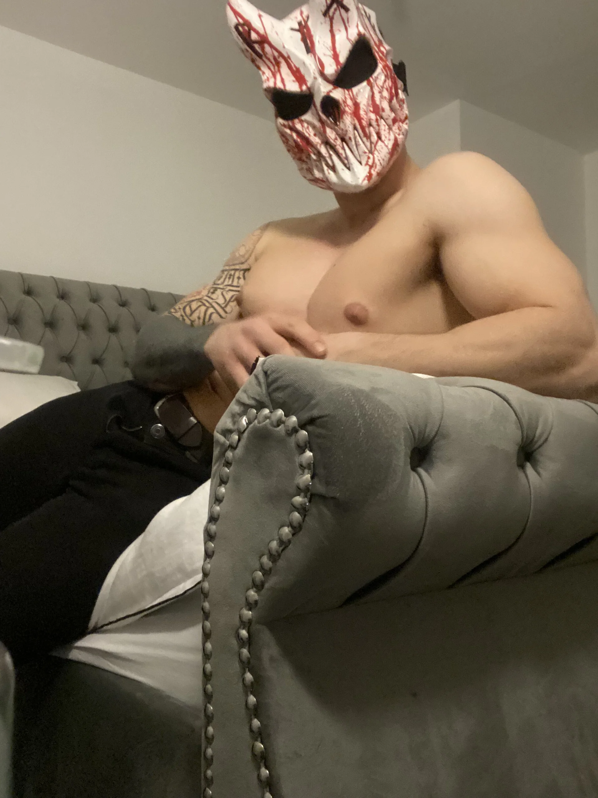XXX Porn Photo of Nude Deviltitan 4