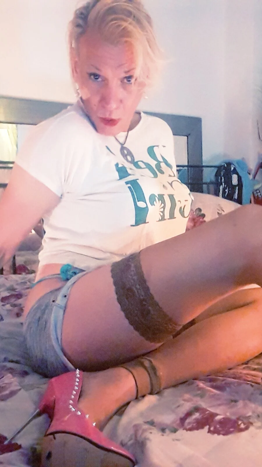 XXX Porn Photo of Nude LadyCrossSuza 73
