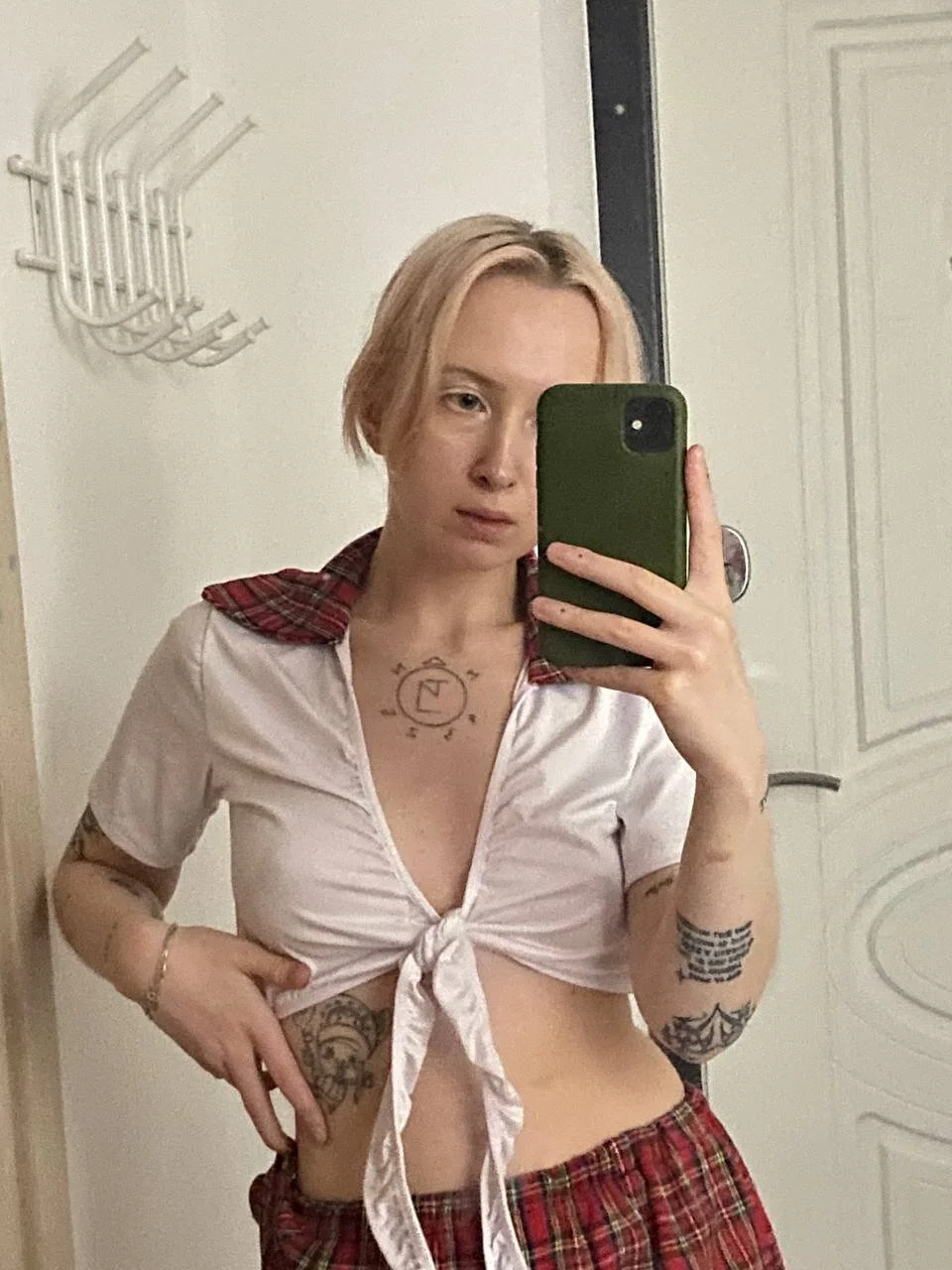 XXX Porn Photo of Nude _Babyface_ 1