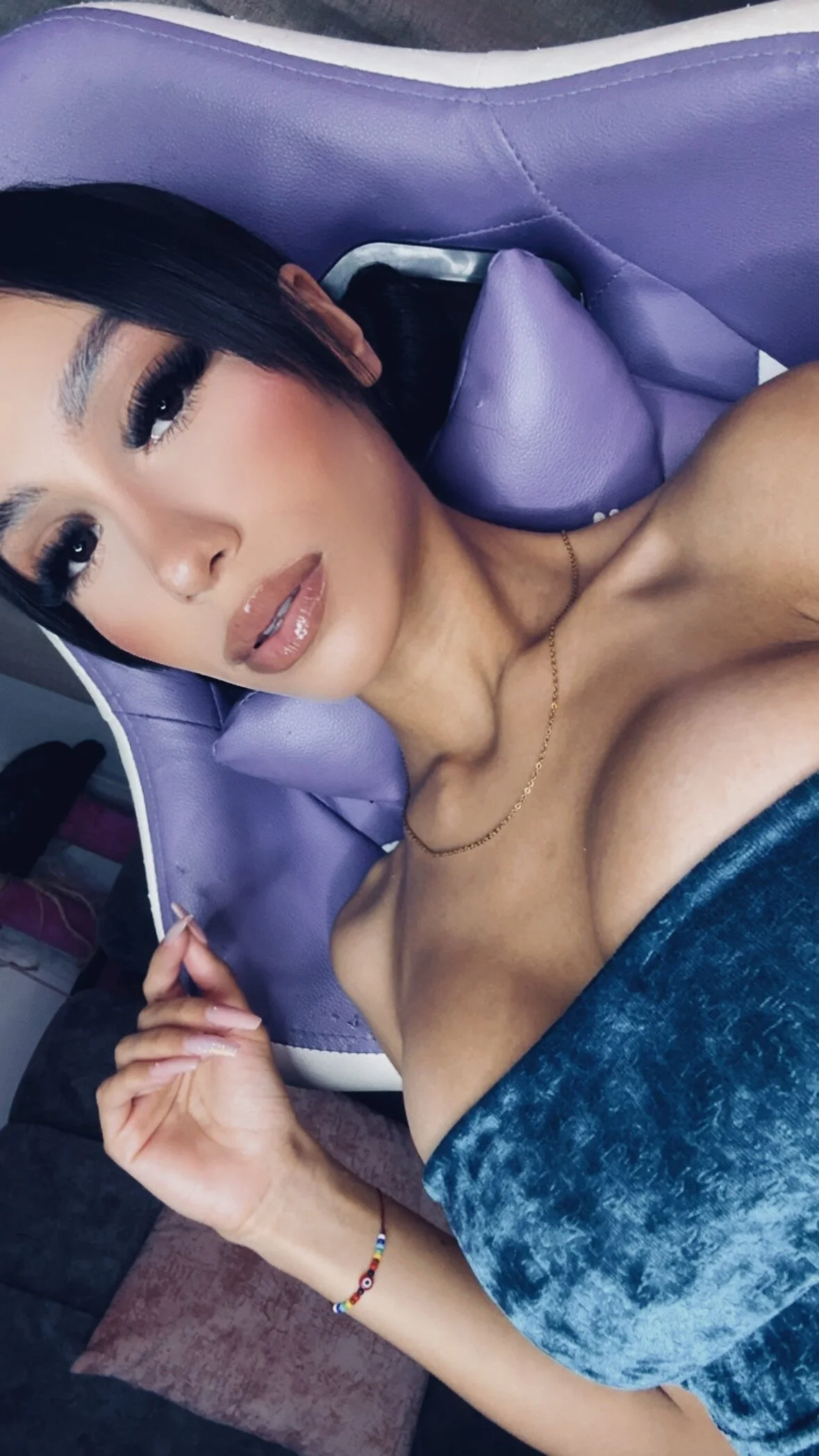 XXX Porn Photo of Nude Miaa_love6969 37