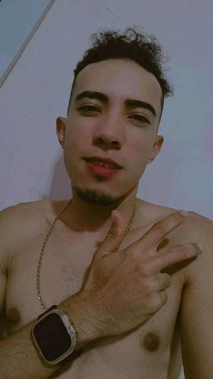 XXX Porn Photo of Nude Alextunas22 4
