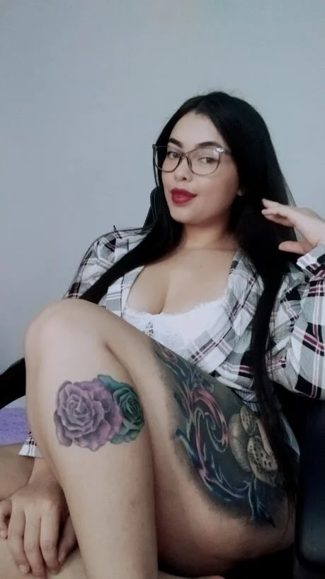 XXX Porn Photo of Nude Lizzy_R 17