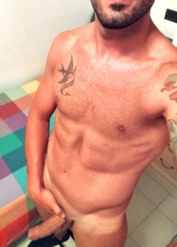 XXX Porn Photo of Nude SteveBig91 3