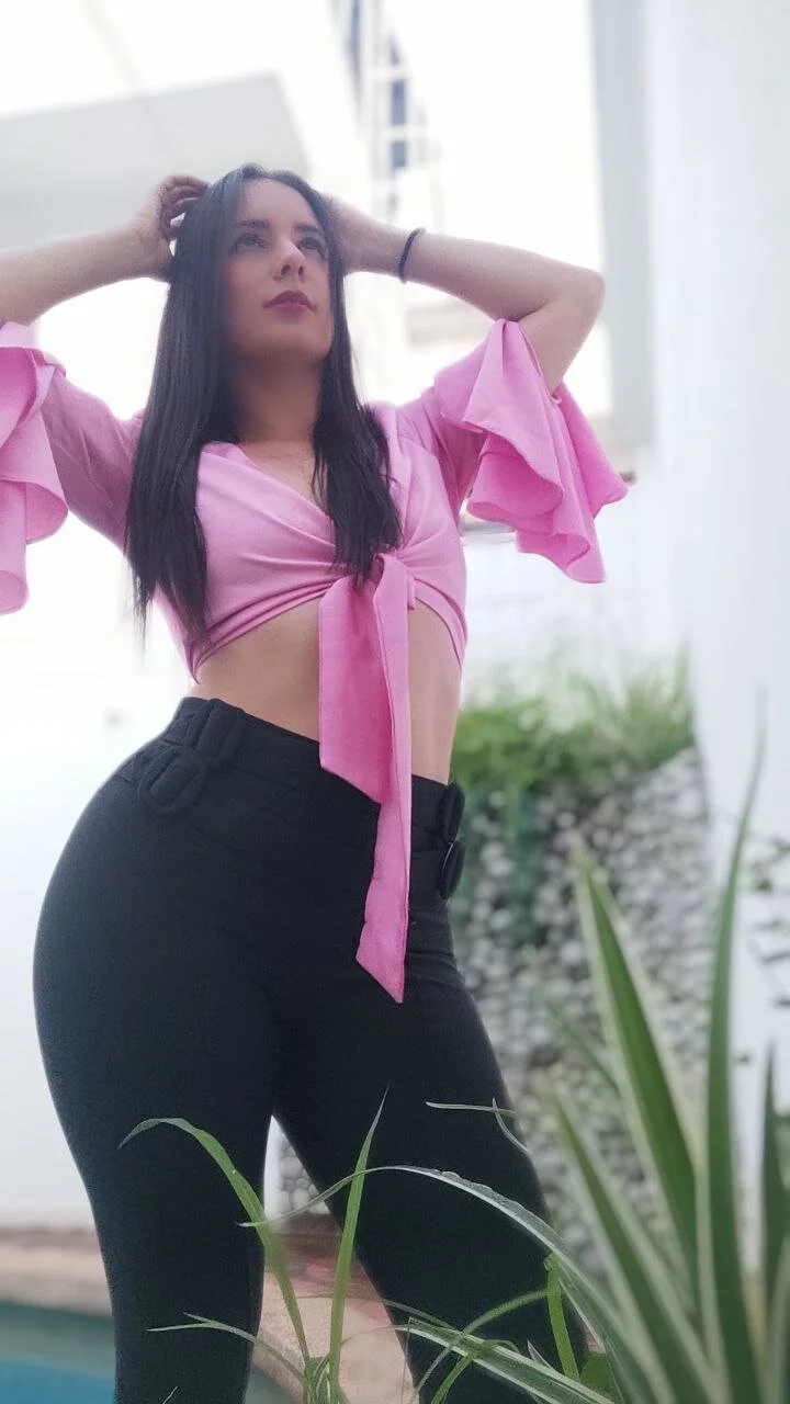 XXX Porn Photo of Nude Giselle_Noah 22