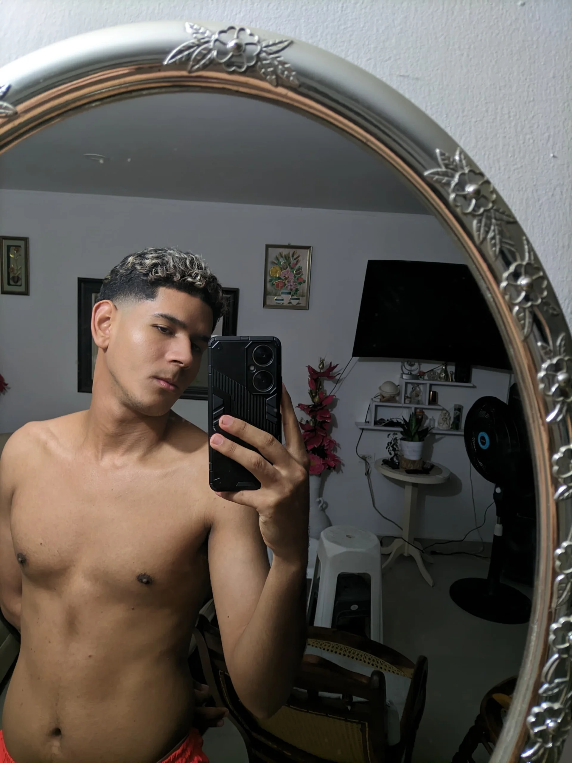XXX Porn Photo of Nude juanacock_1 23